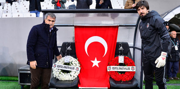 Beşiktaş Vefa müdürü unutmadı!