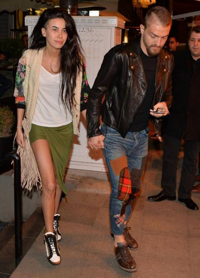 Caner Erkin ile eşi tek celsede boşandı