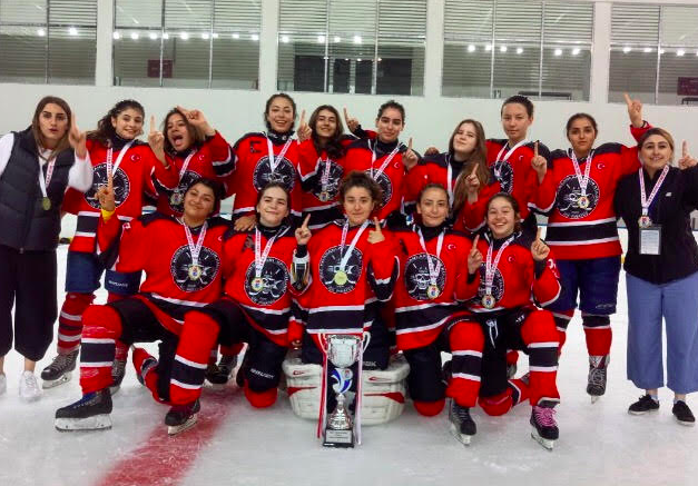 Buz Korsanları SK Genç Kadınlar