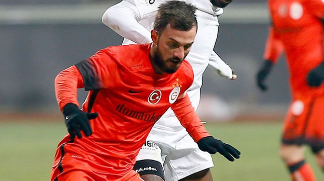 Emre Çolak