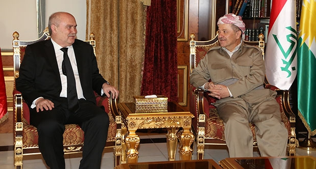 Dışişleri Bakanı Feridun Sinirlioğlu, Mesut Barzani'yle Erbil'de görüştü