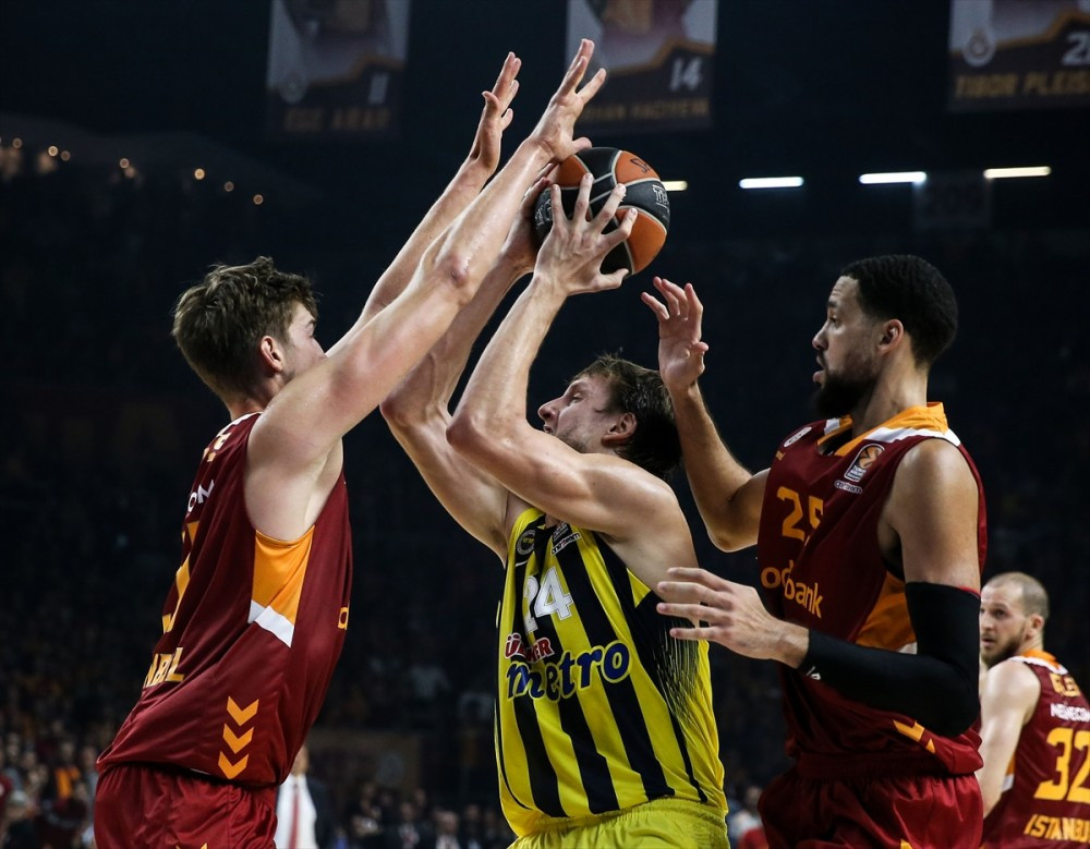 Galatasaray Odeabank ve Fenerbahçe