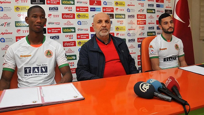 Glynor Plet-Emre Nefiz