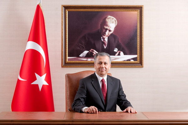 Yeni Istanbul Valisi Ali Yerlikaya Kimdir Aslen Nereli Internet Haber