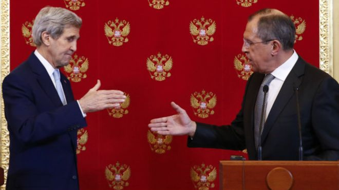 ABD Dışişleri Bakanı John Kerry ve Rusya Dışişleri Bakanı Sergey Lavrov Moskova'da görüştü