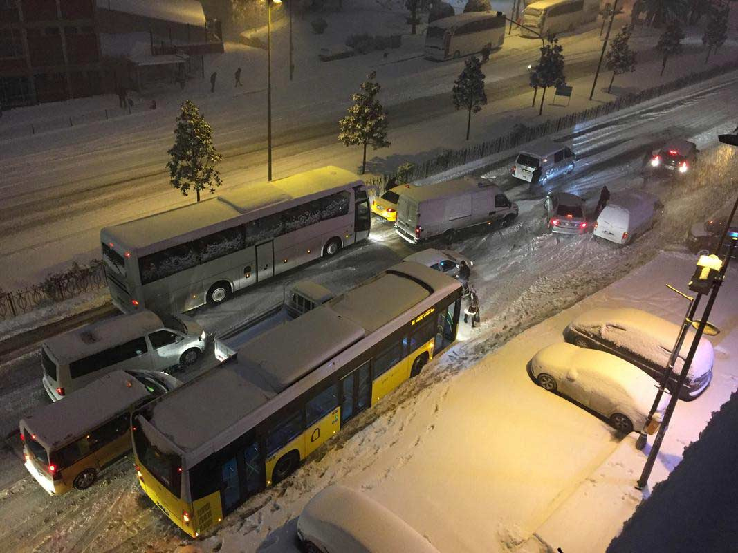 Kar yağışı yol durumu istanbul kocaeli bursa çanakkale düzce