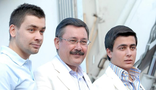 Osman Gokcek Kac Yasinda Evli Mi Kimdir Internet Haber