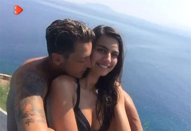 Mesut Özil ile Amine Gülşe
