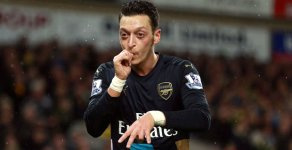 Mesut Özil 