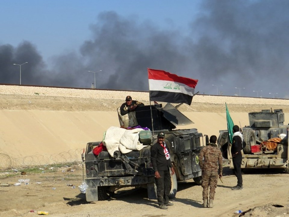 Irak ordusunun IŞİD'e karşı Ramadi operasyonu hafta başında başlamıştı. IŞİD'in Ramadi kent merkezinde 300 militanının olduğu tahmin ediliyor. 