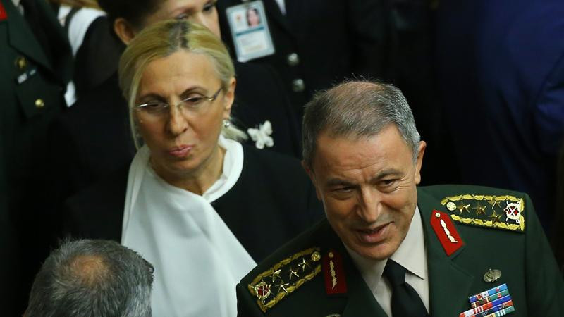 hulusi akar nereli esi ve cocuklari kimdir