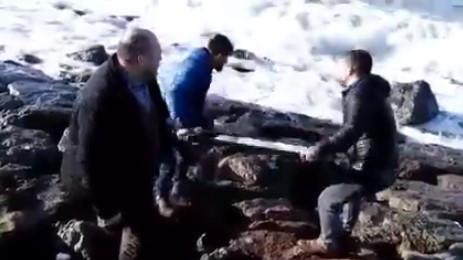 Trabzonspor'a tepki için televizyonunu denize attı