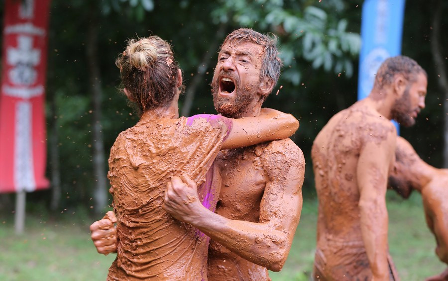 Survivor'da kim gitti (SURVİVOR'DA ŞOKE EDEN SONUÇ) Survivor'da kim gitti (SURVİVOR'DA ŞOKE EDEN SONUÇ)