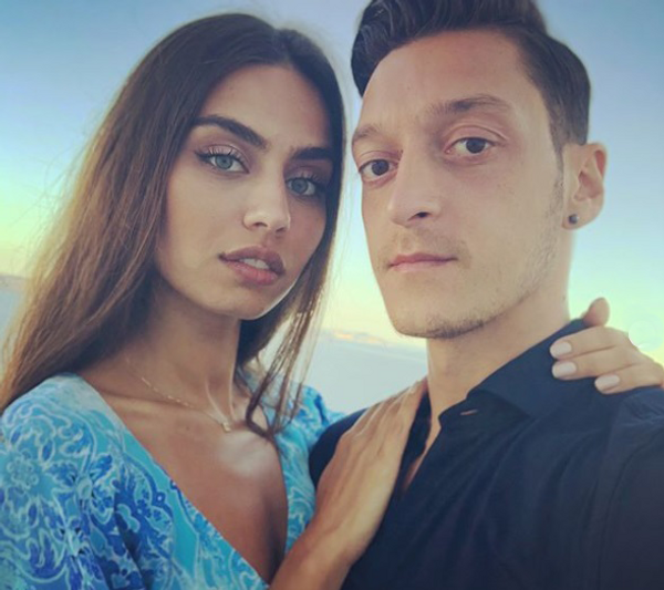 Mesut Özil Diriliş Ertuğrul'dan paylaştı! Sosyal medya yıkıldı - Sayfa 1