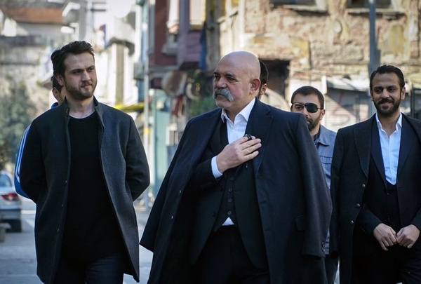 Çukur'da yeni bir aşk mı doğuyor dengeleri değiştirecek transfer - Sayfa 1