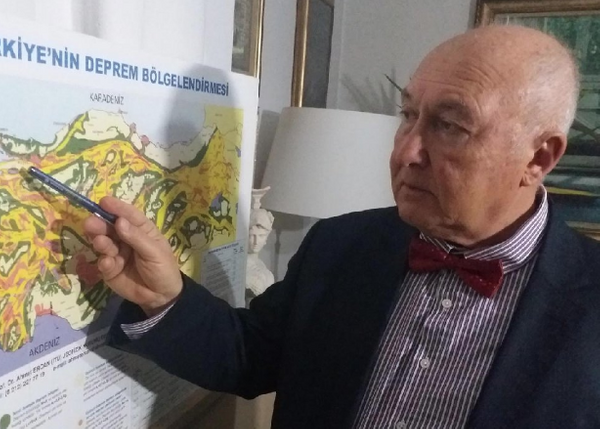 Ünlü profesör açıkladı: Bu depremin daha büyüğü geliyor - Sayfa 1