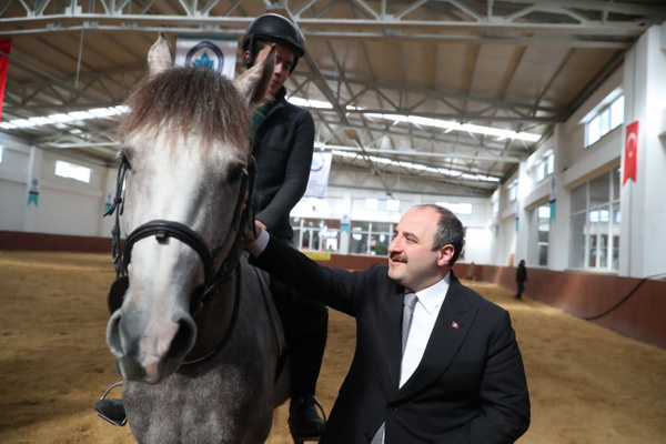 Sanayi ve Teknoloji Bakanı Mustafa Varank'tan yerli serum tesisine ziyaret - Sayfa 4