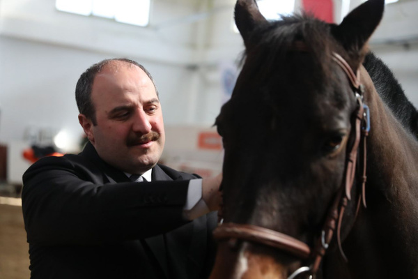 Sanayi ve Teknoloji Bakanı Mustafa Varank'tan yerli serum tesisine ziyaret - Sayfa 2