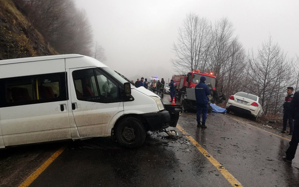 Ordu'da öğrenci servisi otomobille çarpıştı: 2 ölü, 4 yaralı - Sayfa 4