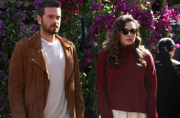 Yüzleşme'de aşk bombası patladı! Hande Doğandemir daha fazla dayanamamış - Sayfa 1