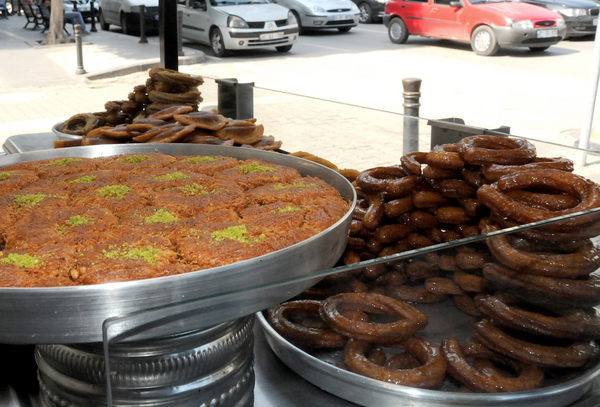 Açıkta satılan bu yiyecekler zehirliyor! Döner, tatlı ve simit... - Sayfa 2