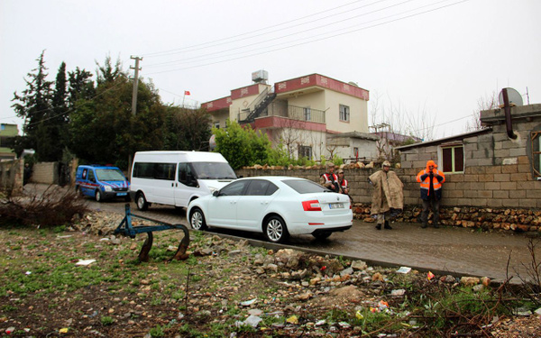 Şanlıurfa'da 2 kişinin evde başlarından vurulmuş cesedi bulundu - Sayfa 1