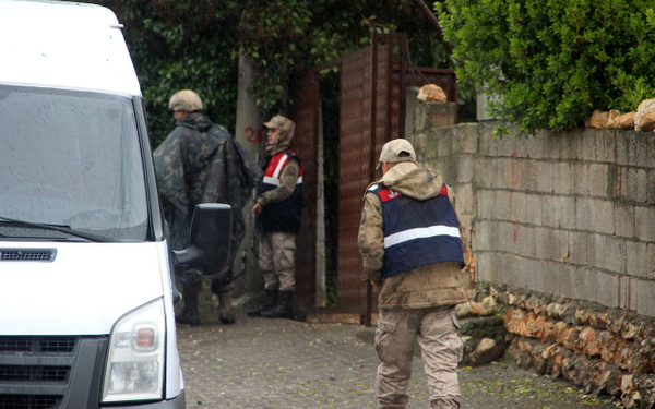 Şanlıurfa'da 2 kişinin evde başlarından vurulmuş cesedi bulundu - Sayfa 2