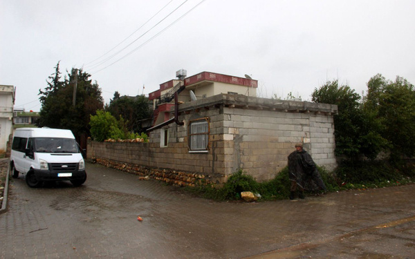 Şanlıurfa'da 2 kişinin evde başlarından vurulmuş cesedi bulundu - Sayfa 3