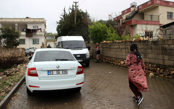 Şanlıurfa'da 2 kişinin evde başlarından vurulmuş cesedi bulundu - Sayfa 4