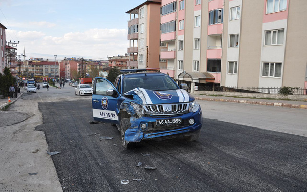 Kahramanmaraş'ta freni boşalan kamyon kuaföre girdi - Sayfa 3