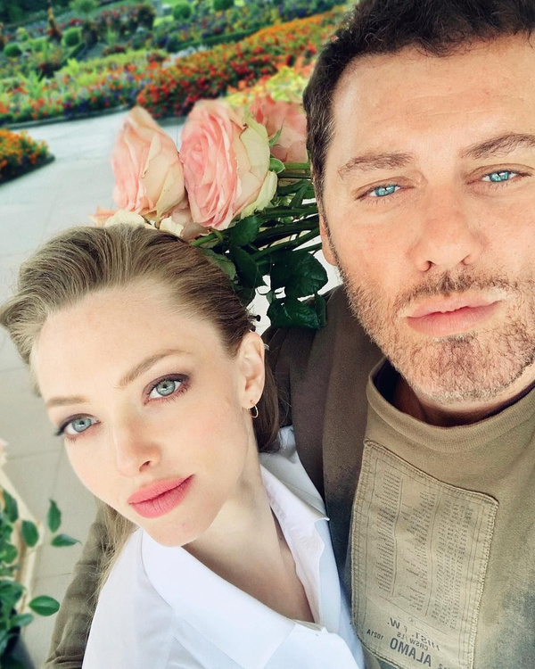 Seksi Model Kate Moss, Mert Alaş'a striptiz yaptı! - Sayfa 1