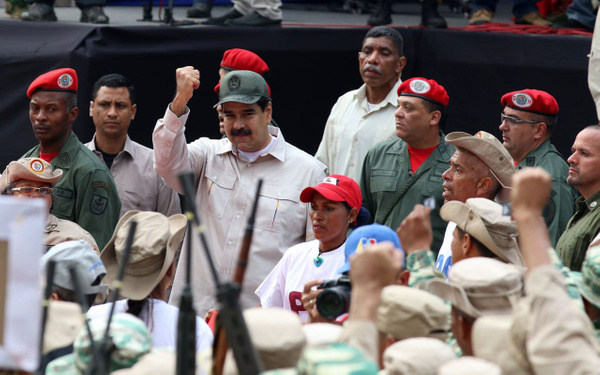 Venezuela'da Nicolas Maduro'dan gövde gösterisi 2 milyon milis toplandı - Sayfa 1