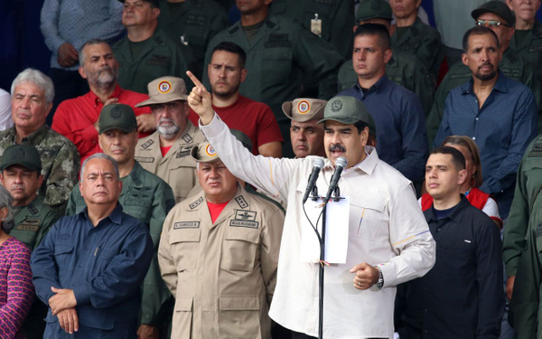 Venezuela'da Nicolas Maduro'dan gövde gösterisi 2 milyon milis toplandı - Sayfa 2
