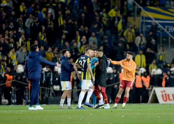 Derbi sonrası bomba yorum: Hepinizin aldığı para haram olsun - Sayfa 3