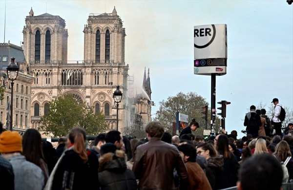 Notre Dame Katedrali yangın sonrası ilk kez görüntülendi - Sayfa 4
