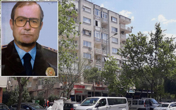 İzmir'de emekli emniyet müdürü intihar etti - Sayfa 1