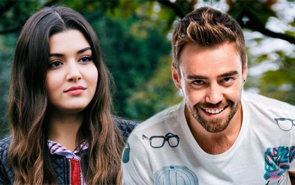 Hande Erçel ve Murat Dalkılıç evleniyor! - Sayfa 1