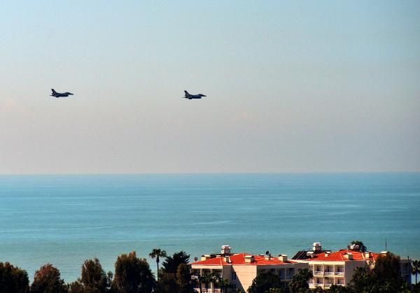 Solo Türk'ün prova uçuşları kentte heyecan yarattı - Sayfa 4