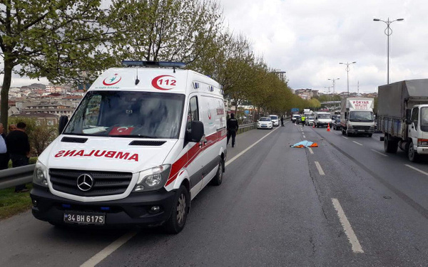 İstanbul'da korkunç kaza! Yaya geçidini kullanmayınca... - Sayfa 3