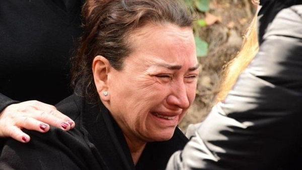 Demet Akbağ'a Sezen Aksu'dan duygulandıran destek! - Sayfa 1