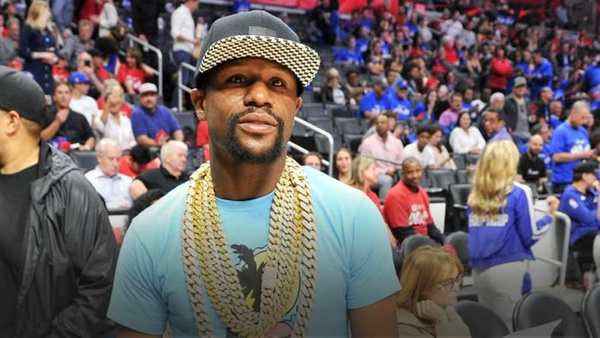 Floyd Mayweather 11 kiloluk altın zincirleriyle maça gitti - Sayfa 4