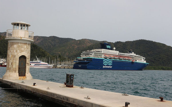 Marmaris'e sezonun ilk yolcu gemisi geldi - Sayfa 1