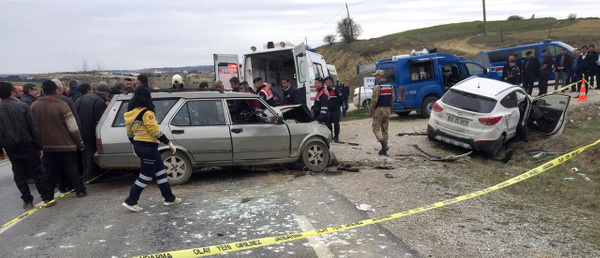 Kastamonu'da nişanlısıyla tartışan sürücü felakete yol açtı - Sayfa 1
