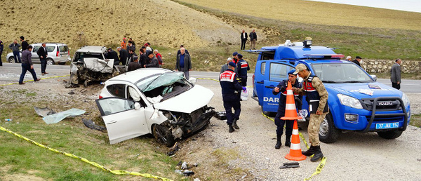 Kastamonu'da nişanlısıyla tartışan sürücü felakete yol açtı - Sayfa 4