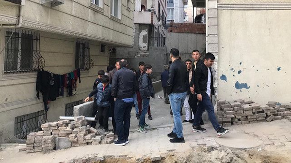 Ünlü isimler sessiz kalmadı Küçükçekmece'deki tecavüz olayına tepkiler çığ gibi büyüyor - Sayfa 1
