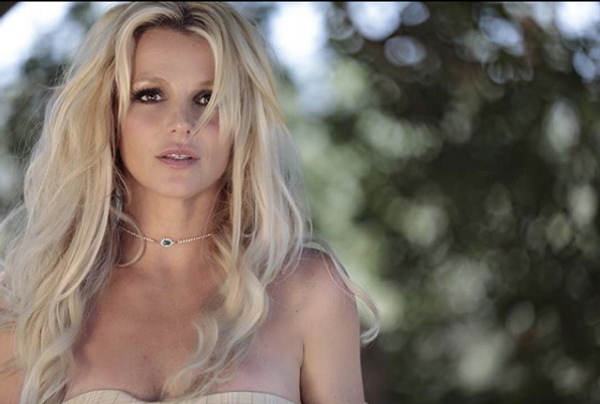 Dünyaca ünlü şarkıcı Britney Spears korkutan görüntüsü hakkında konuştu - Sayfa 3