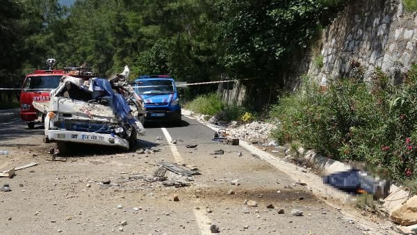 Muğla'da çekici uçuruma yuvarlandı 2 ölü 1 yaralı - Sayfa 4