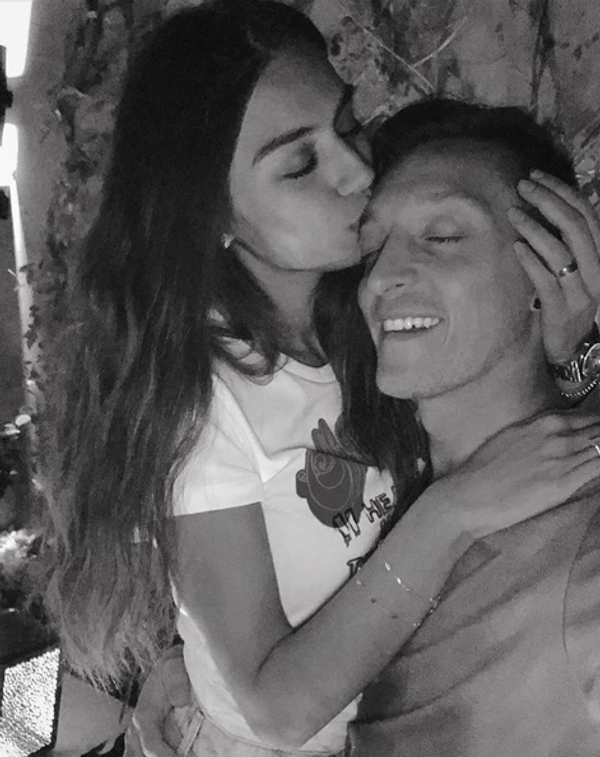 Mesut Özil ve Amine Gülşe'den peri masallarını aratmayacak balayı - Sayfa 2