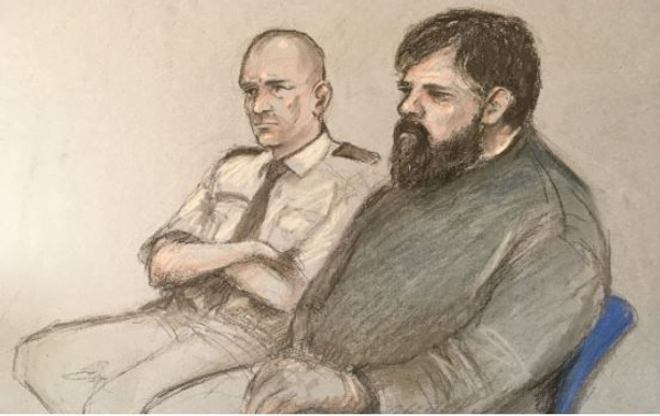 'Pedofili çetesi' ihbarlarıyla İngiltere'yi karıştıran adam Carl Beech pedofil çıktı - Sayfa 2
