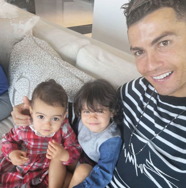 Müslüman olmadığı halde Cristiano Ronaldo rekor bağışı bakın nereye yaptı? - Sayfa 2